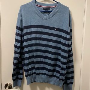 Tommy Hilfiger Men’s V Neck Sweater Size L
